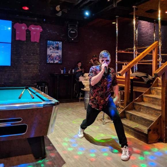 Meet your Posher, Chris - Picture 1 of 1